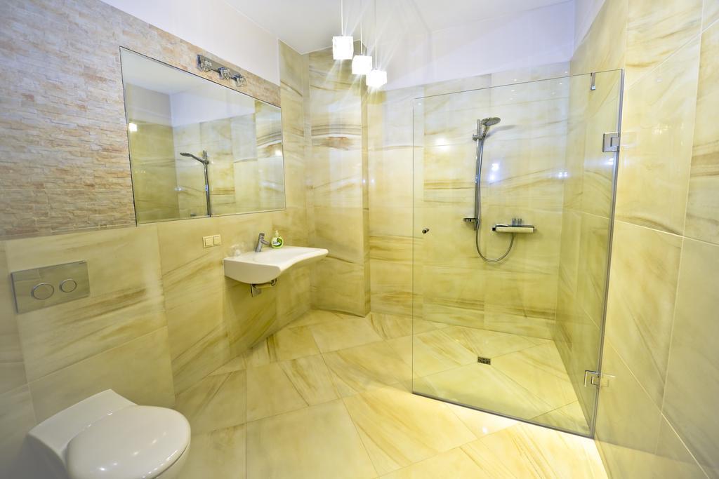 Metropolispa Piotrków Trybunalski Habitación foto